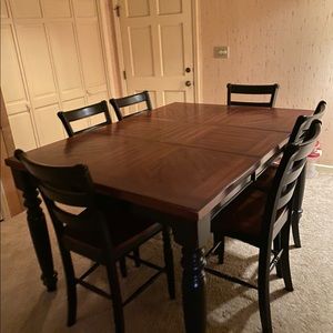 Dinning table with 6 chairs